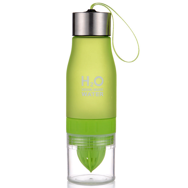 AA Infusore Bottiglia d'acqua 650ml plastica Infuso di frutta Bambini Bere Outdoor Sport bottiglia Succo limone Bollitore portatile