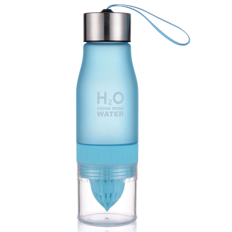 AA Infusore Bottiglia d'acqua 650ml plastica Infuso di frutta Bambini Bere Outdoor Sport bottiglia Succo limone Bollitore portatile